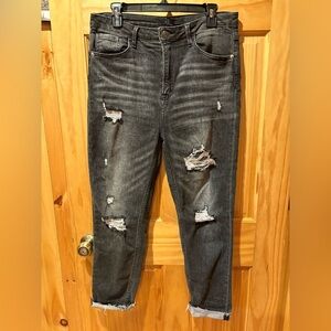 Risen women’s jeans model RDP1237 distressed black wash size 31/13